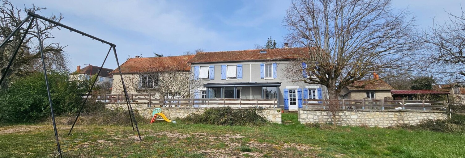 Maison 7 Pièces 250 m² à vendre à Ébreuil (03450)