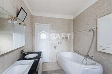 Maison 6 pièces 745000 €