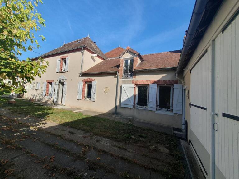 MAISON DE CARACTERE 168M² GRANGE ATTENANTE — photo 1