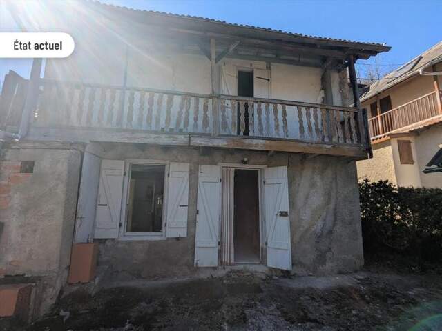 Maison en pierre de 3 pièces principales — photo du bien