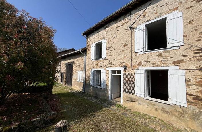 Maison en pierre de 3 pièces principales — photo 2