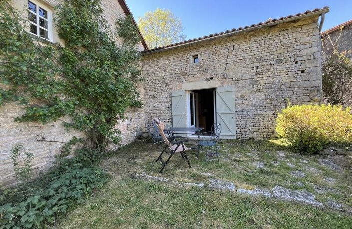 Maison en pierre de 6 pièces principales — photo 3