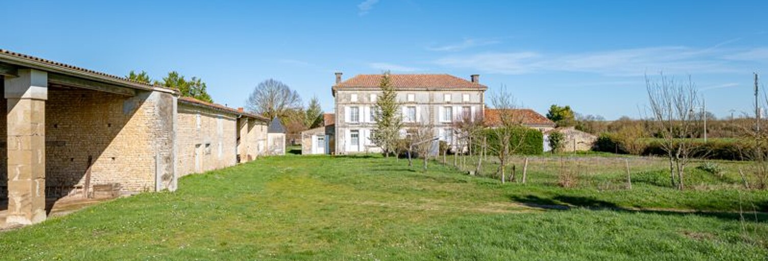 Maison 13 Pièces 370 m² à vendre à Paillé (17470)