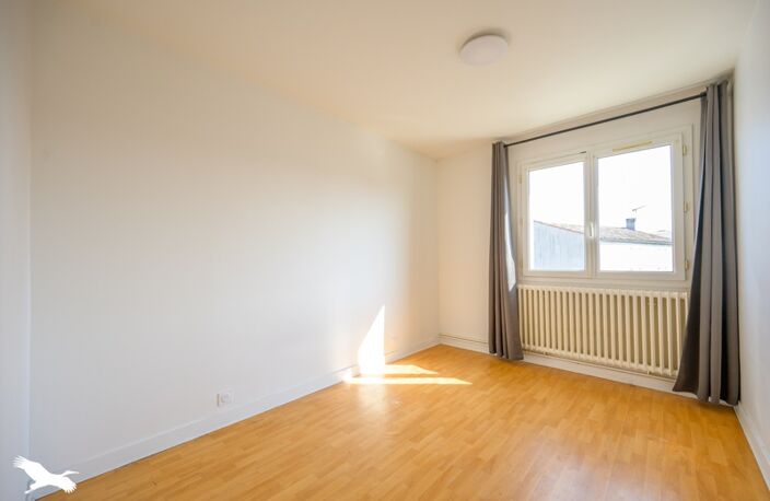 Vente maison 8 pièces 155 m² Puilboreau (17138) — photo 3