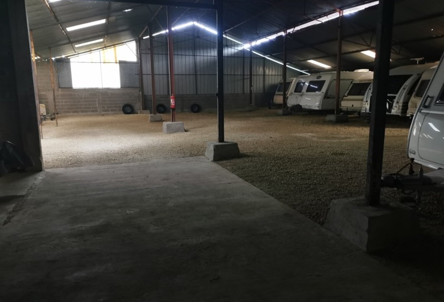 Vente garage   Couffy (41110) — photo 1