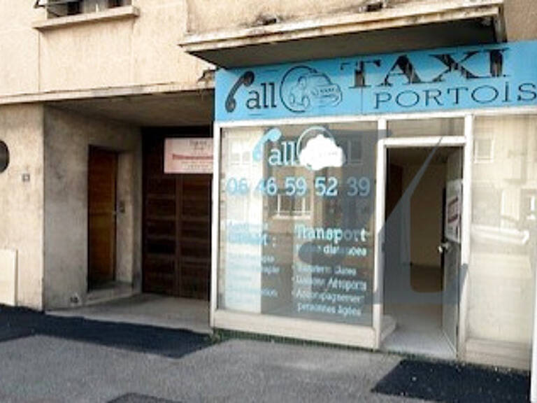 LOCAL COMMERCIAL — photo 1
