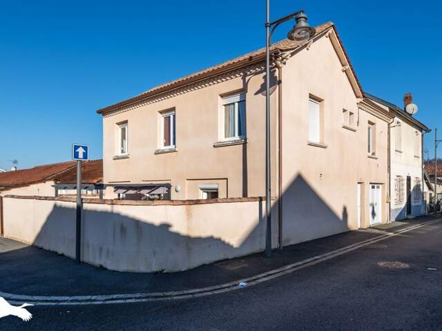 Maison de ville de 6 pièces principales — photo du bien