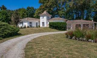 Maison 8 Pièces 265 m² à vendre à La Brède (33650)