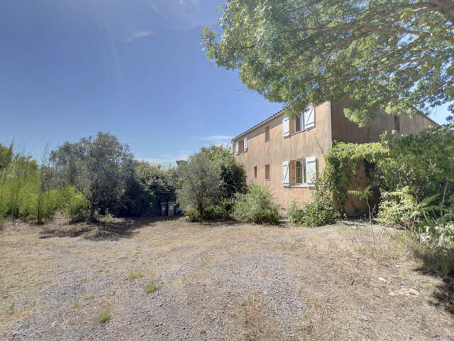 Maison familiale de 119 m2 sur terrain arboré de 3000 m2   P — photo du bien