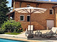 Charnay, propriété en pierres dorées avec piscine. — photo 2