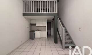 Immeuble  400 m² à vendre à Vayres (33870)