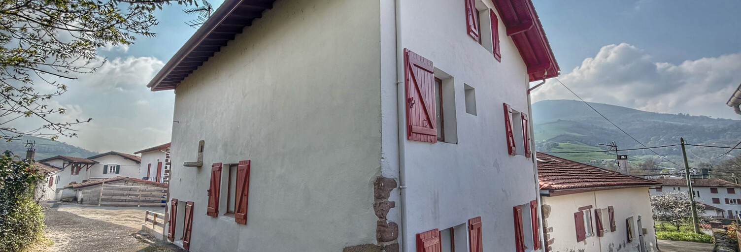 Maison 4 Pièces 98 m² à vendre à Saint-Étienne-de-Baïgorry (64430)