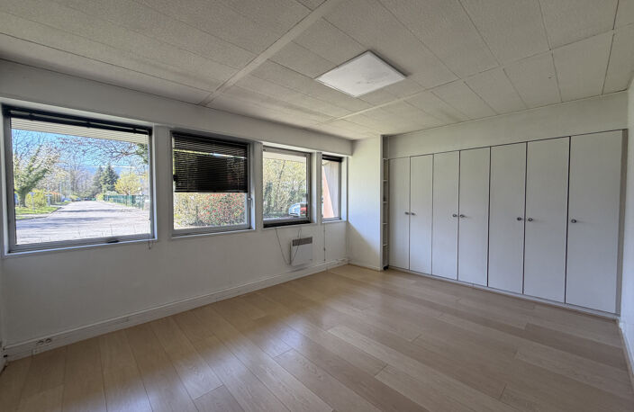 Bureaux 105 m2 — photo 5