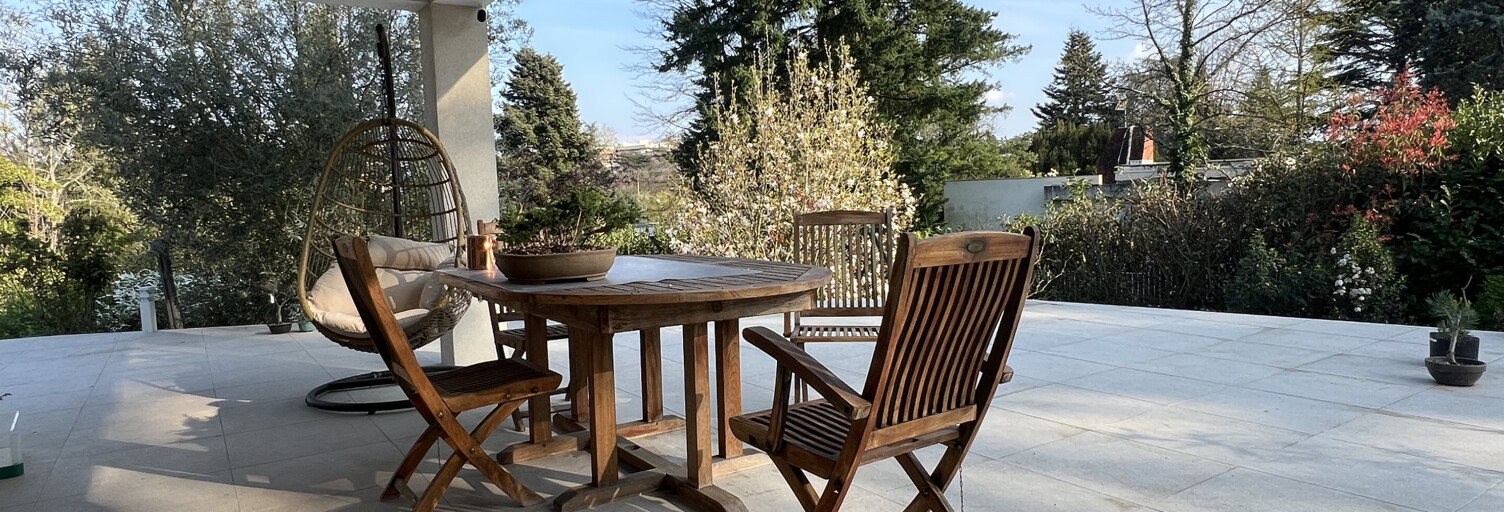 Maison 6 Pièces 187 m² à vendre à Écully (69130)