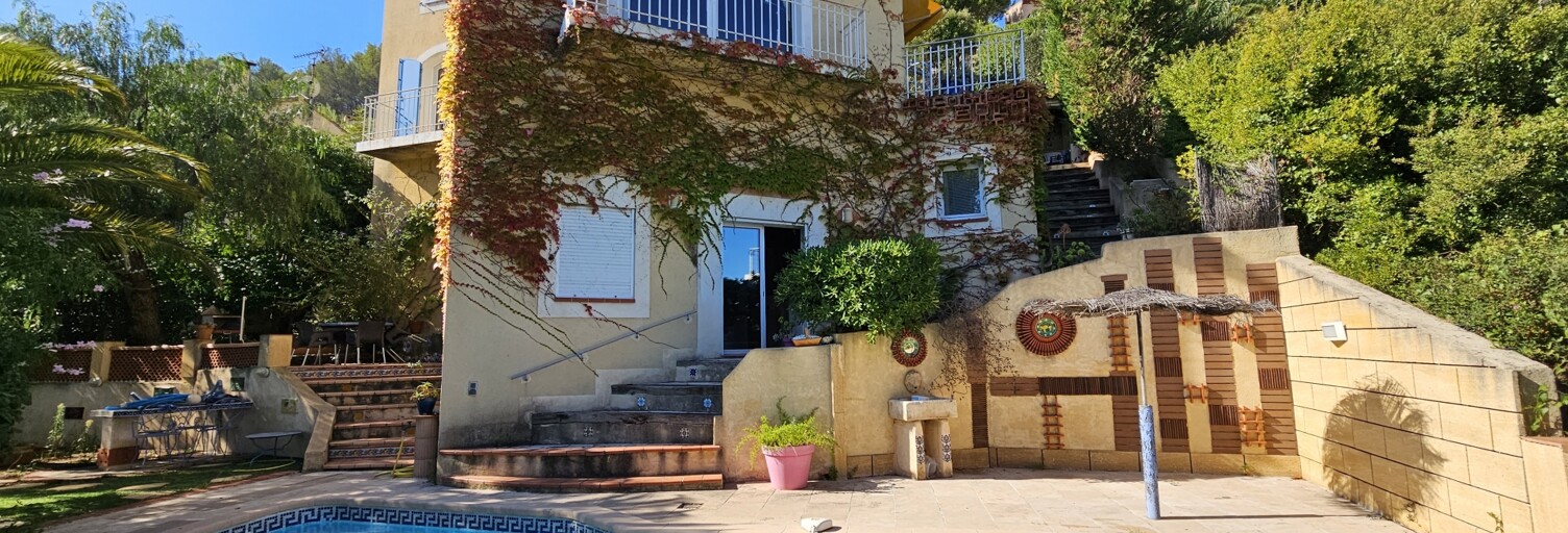 Maison 7 Pièces 180 m² à vendre à Saint-Cyr-sur-Mer (83270)