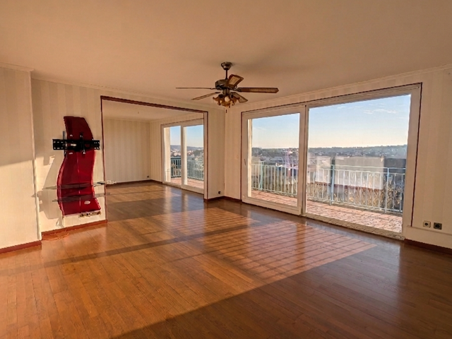 Vente Appartement 5 pièces — photo du bien