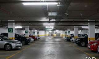 Garage  13 m² à vendre à Châteauneuf-de-Gadagne (84470)