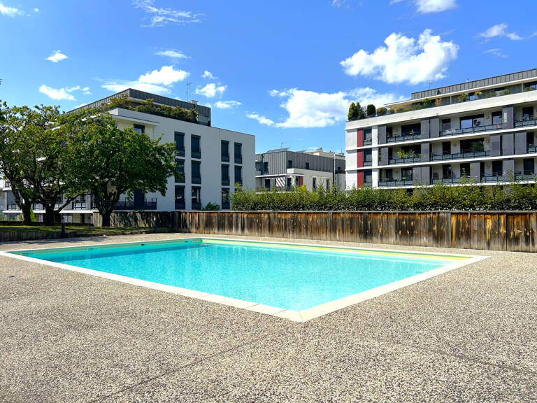 APPARTEMENT T4 DE 93 m2 + BALCON DANS RESIDENCE DE STANDING — photo 1