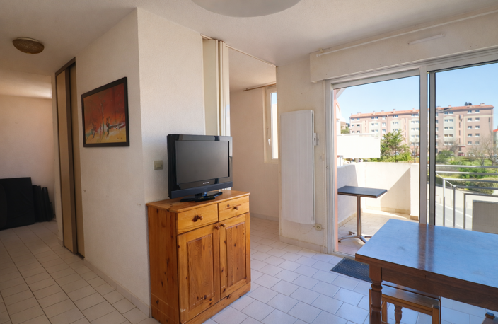 VEND DEUX PIECES CABINE CORNICHE — photo 2