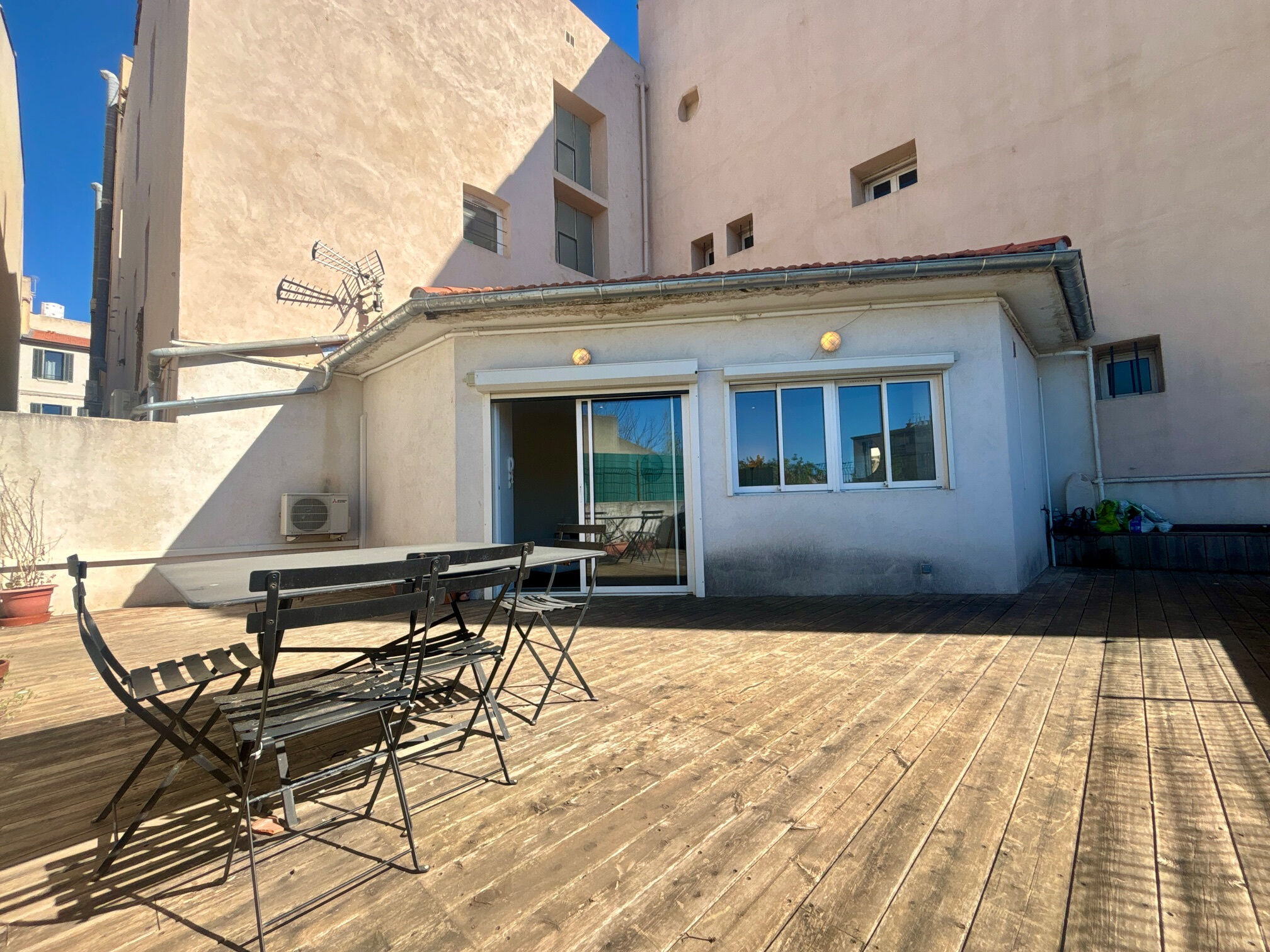 Appartement  T1 à louer Marseille 7eme 13007