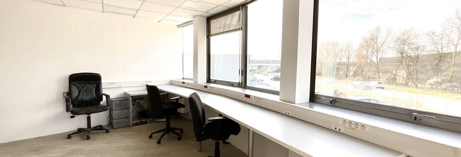 Divers  121 m² à louer à Miribel (01700)