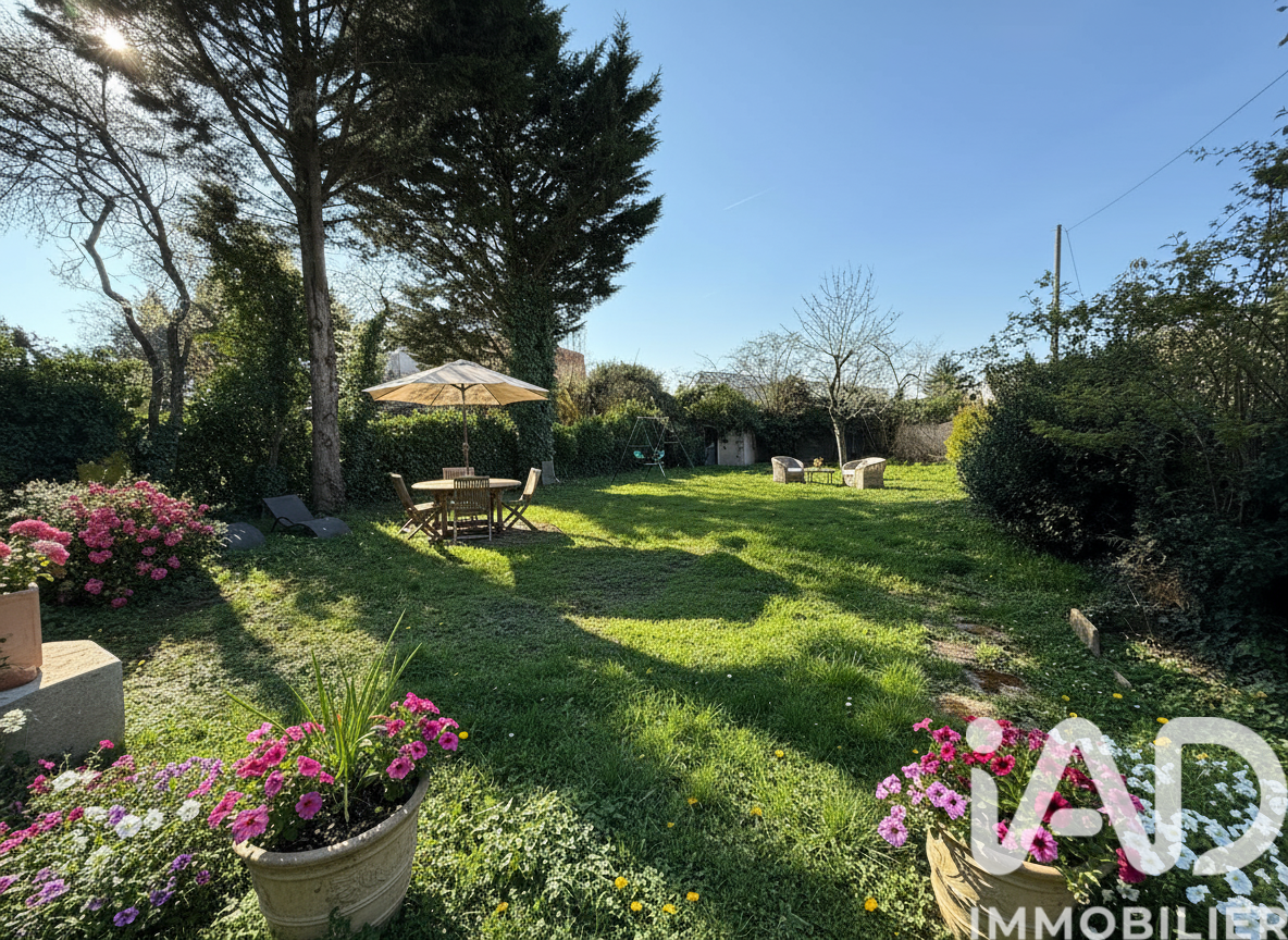 Sarcelles - 160m² - 6p. - 5ch.