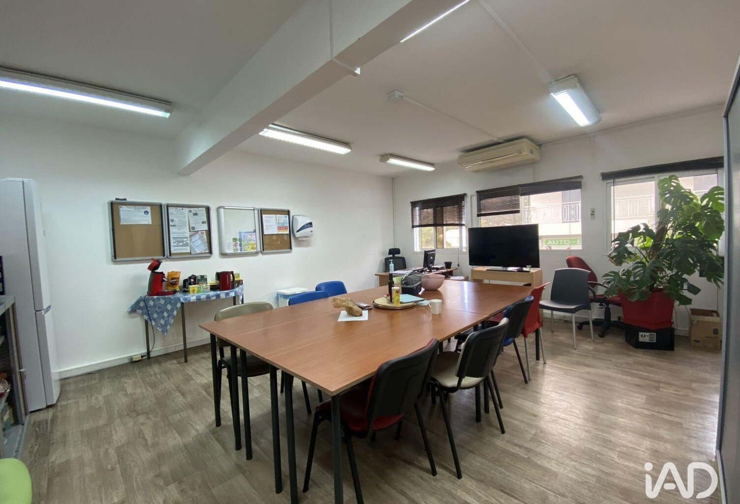 Vente Murs commerciaux 202 m&sup2; — photo 1