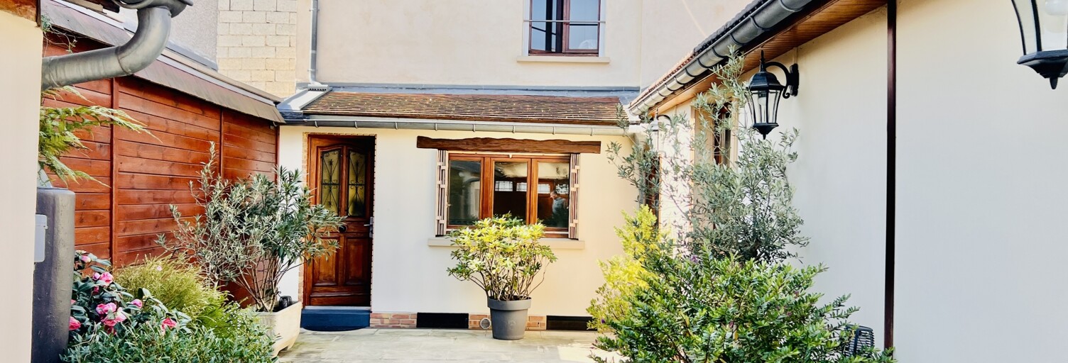 Maison 6 Pièces 135 m² à vendre à Stains (93240)