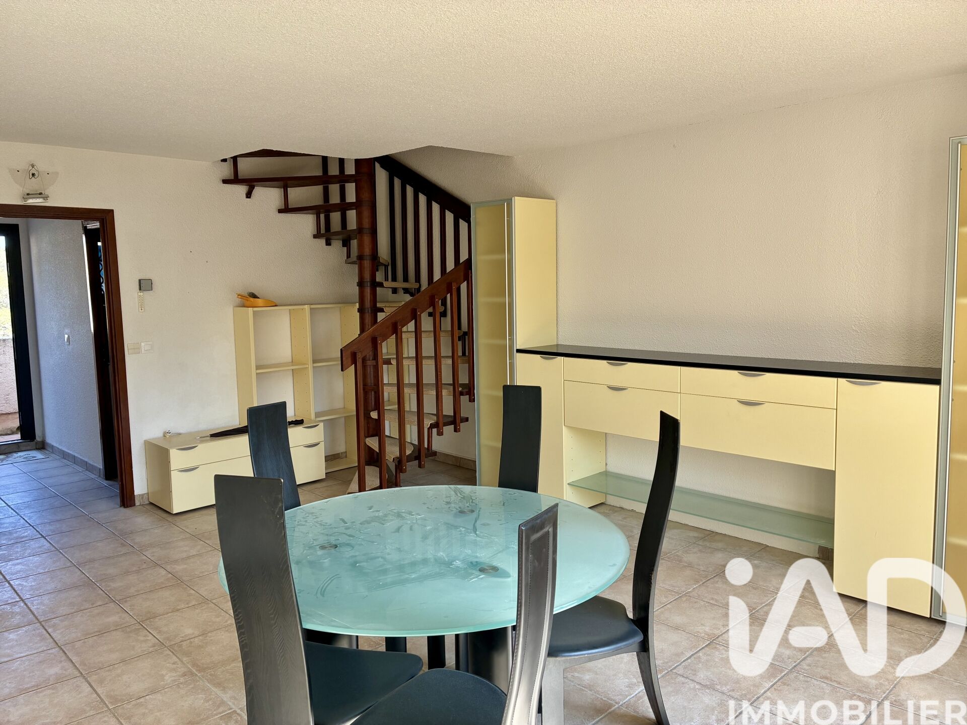 Vente Appartement 2 pièces - Photo 2