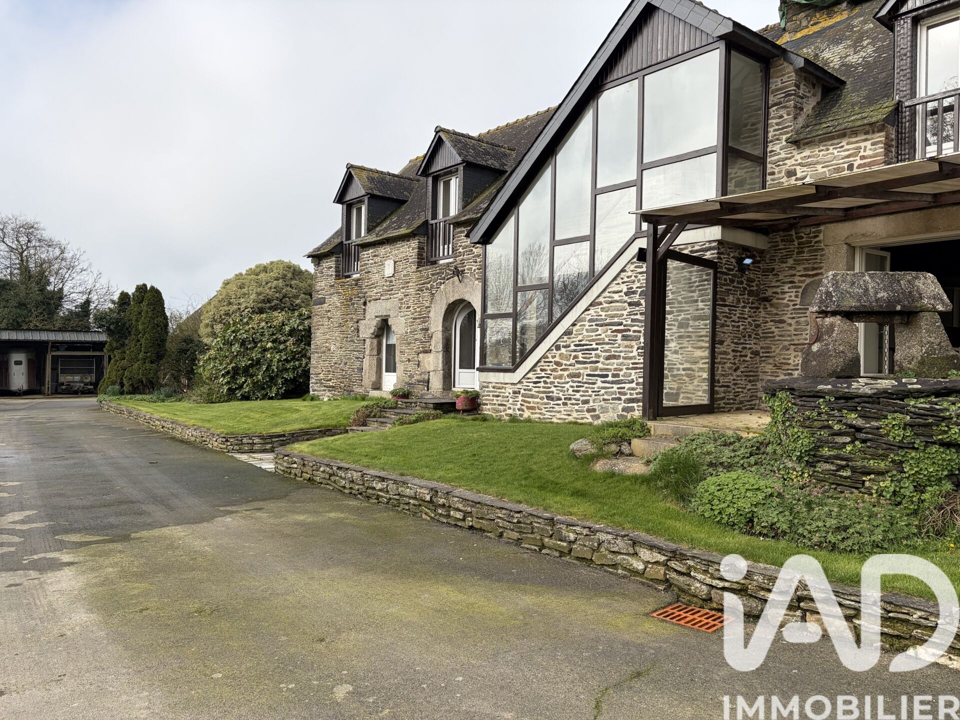 St-Igeaux - 182m² - 8p. - 4ch.