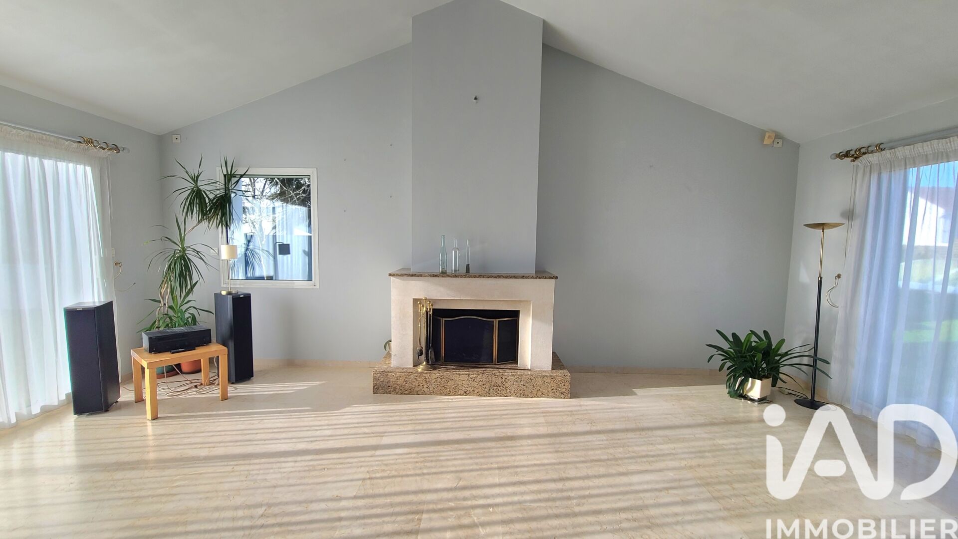 St-Sebastien-Sur-Loire - 200m² - 7p.