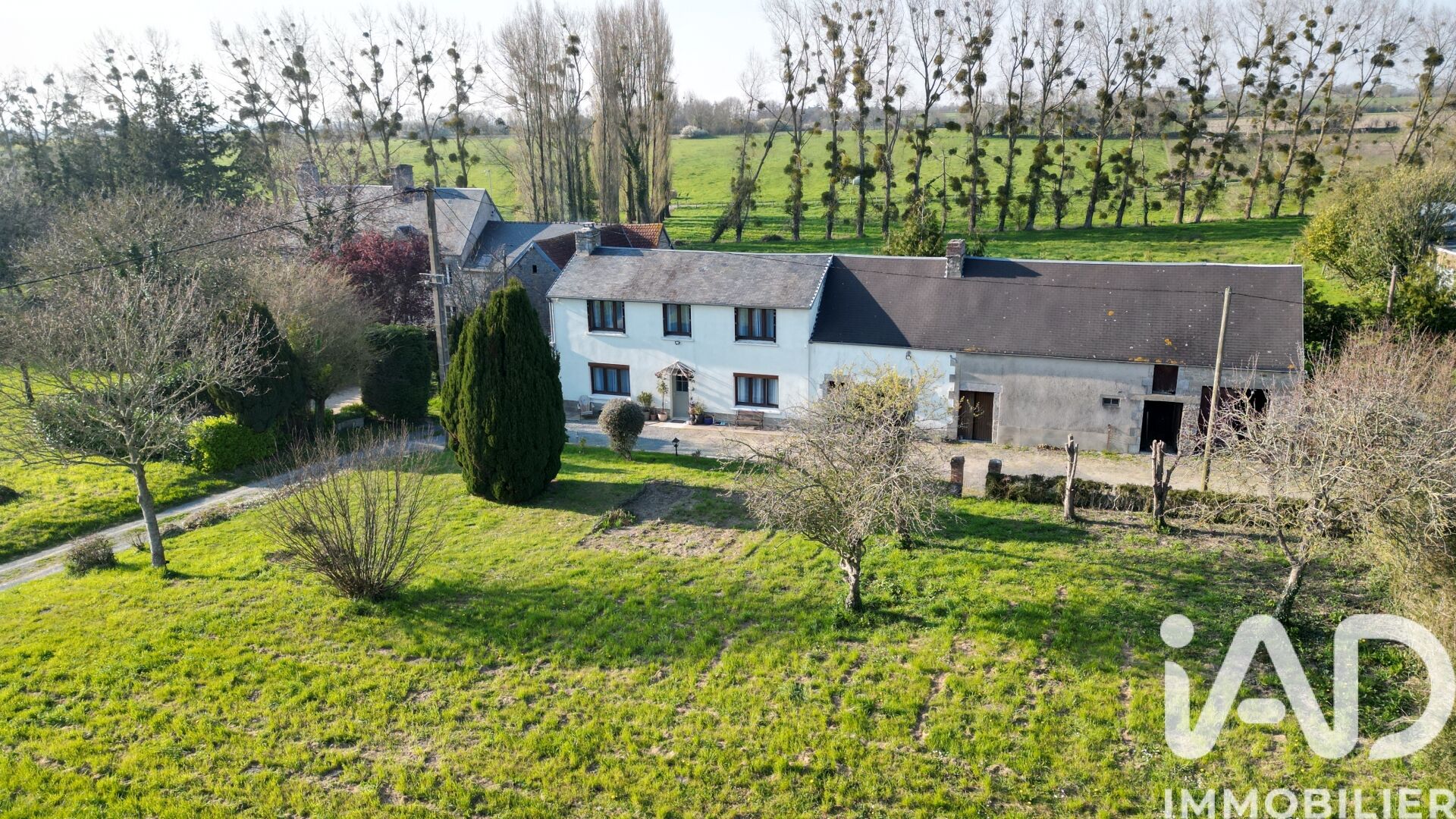 Quettreville-Sur-Sienne - 109m² - 5p. - 3ch.