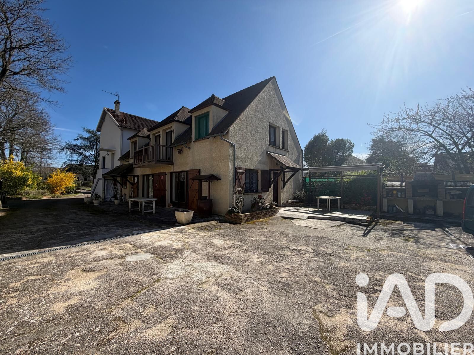 Saint-Michel-sur-Orge - 149m² - 5p. - 3ch.