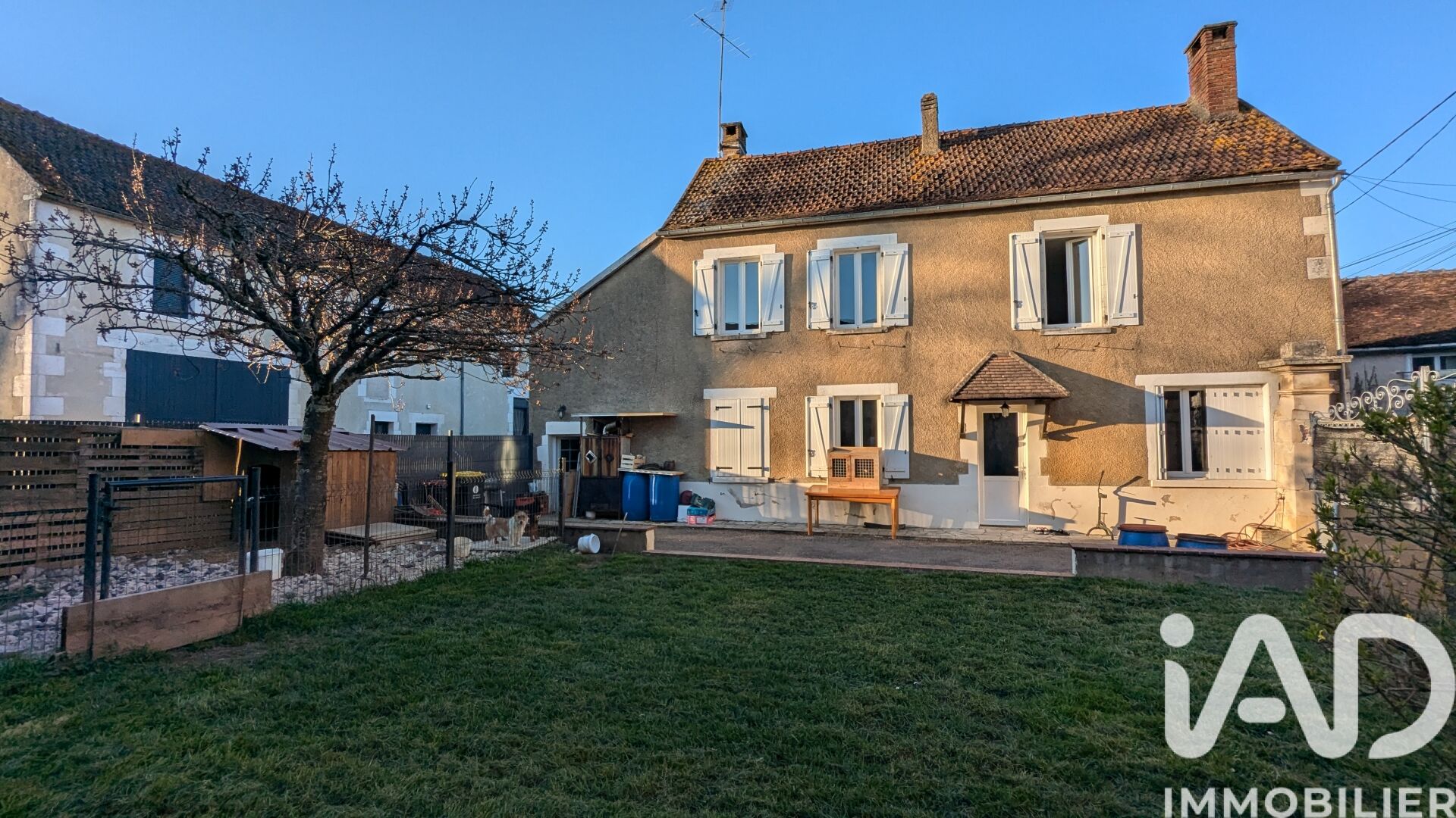 Vente Maison/villa 10 pièces - Photo 2