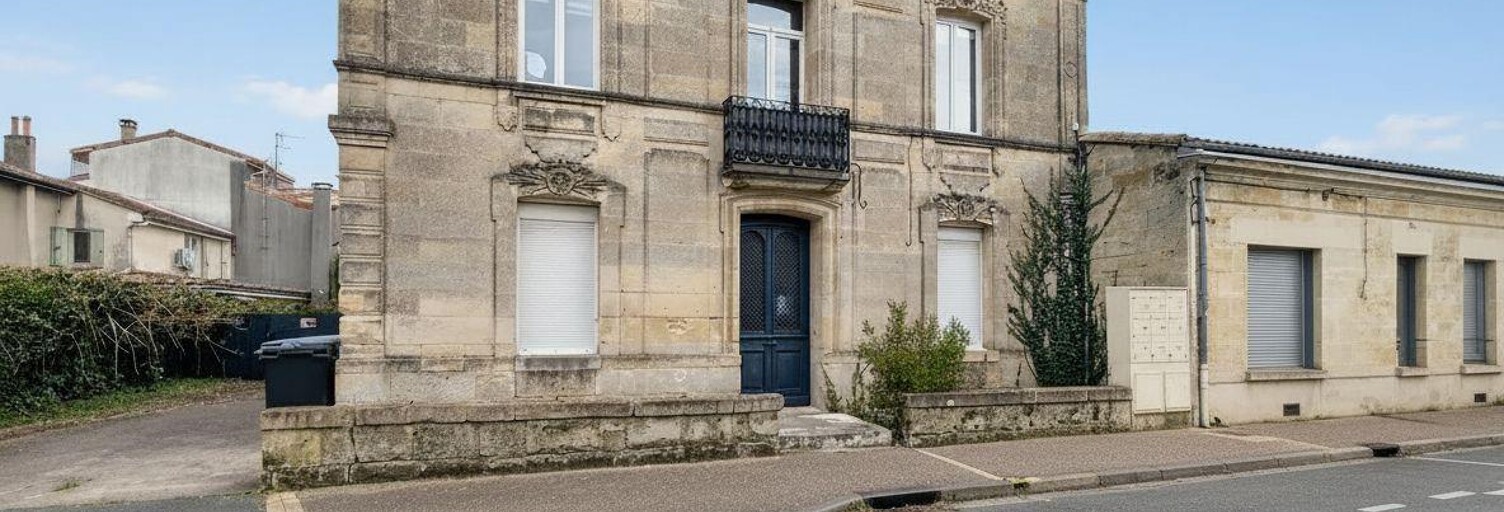 Maison 10 Pièces 220 m² à vendre à Bassens (33530)