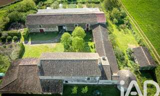 Maison 8 Pièces 432 m² à vendre à Cours (79220)