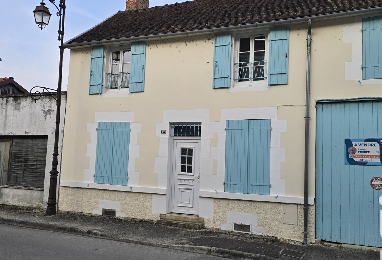 Vente Immeuble 208 m&sup2; — photo 1