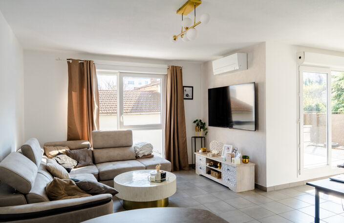Récent T4 de 83 m2 avec balcon et garage — photo 2