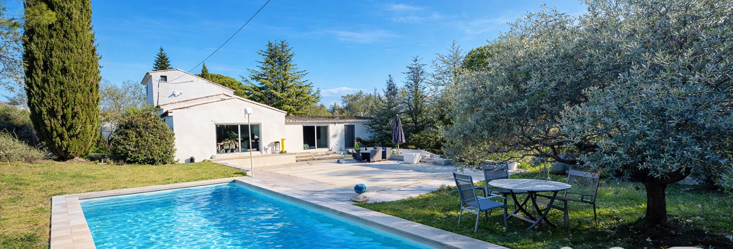 Maison 9 Pièces 234 m² à vendre à Malaucène (84340)