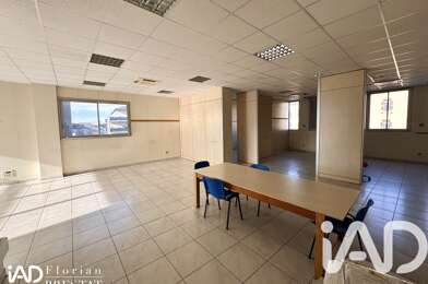 Immeuble  212000 €