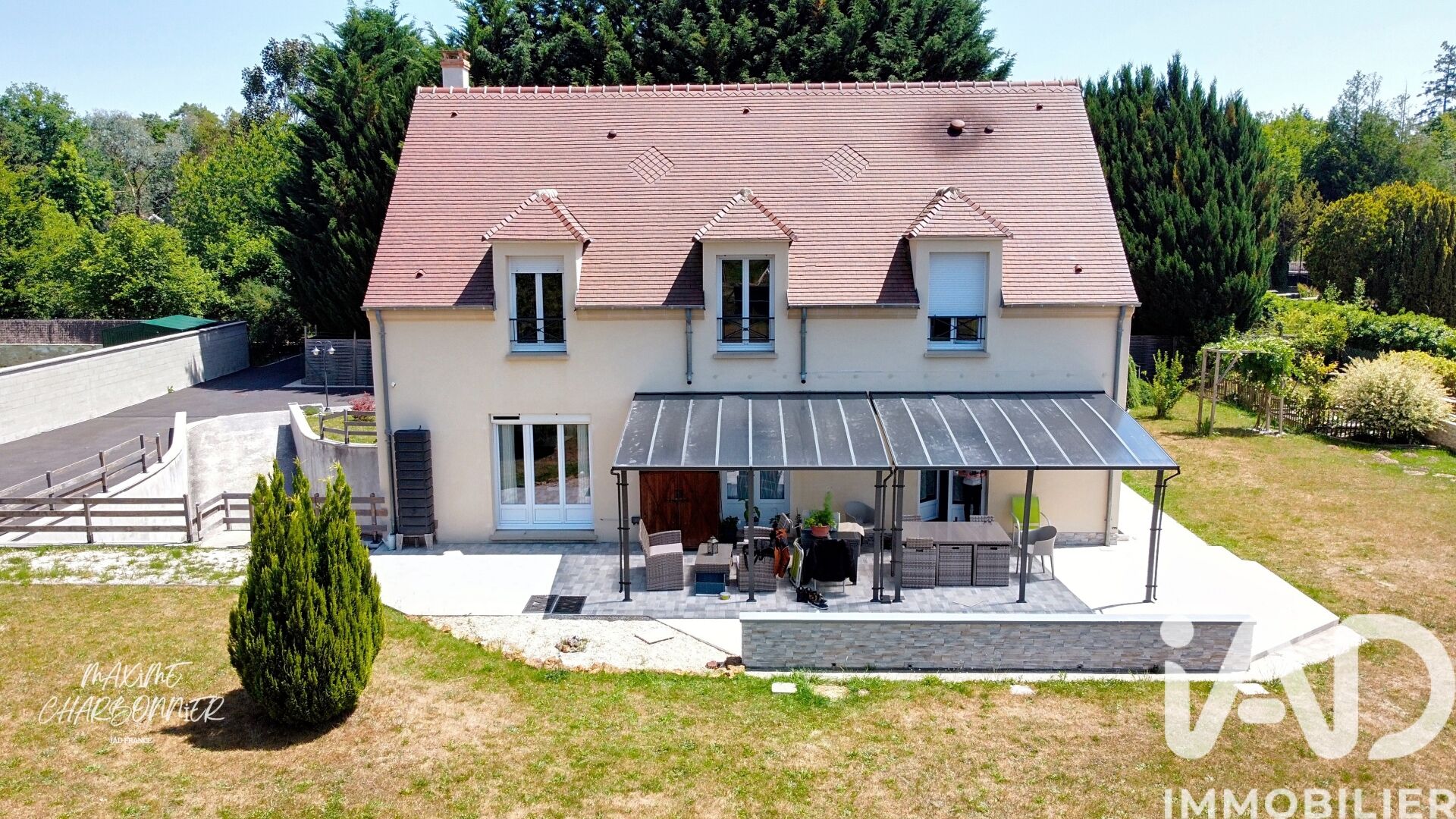 Vente Maison/villa 8 pièces - Photo 2