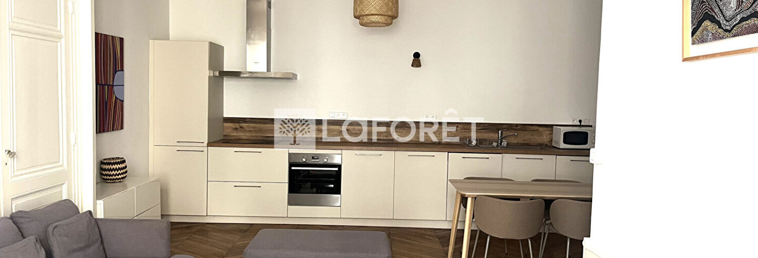 Appartement 3 Pièces 74 m² à louer à Lyon 2 (69002)
