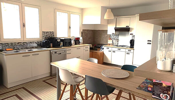 Maison de Village  4 pièces  à vendre Charre 64190