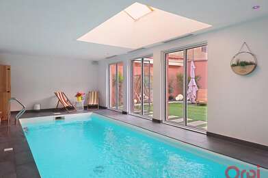 Maison 5 pièces 685900 €