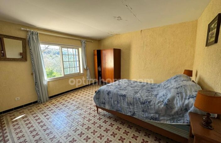 Maison 8 pièces + dépendances à Saint Etienne du Grès proche Saint Rémy de Provence — photo 3