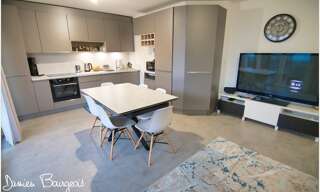 Appartement 3 Pièces 71 m² à vendre à Cessy (01170)