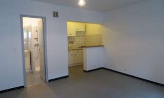 Appartement 1 Pièce 32 m² à louer à Villeneuve-de-Berg (07170)