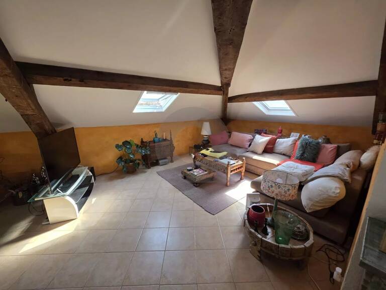 APPARTEMENT TROIS PIECES MENTON MAIRIE DERNIER ETAGE — photo 1