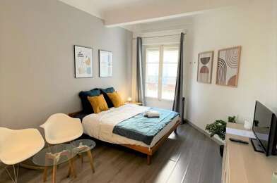 Appartement 1 pièces 890 €