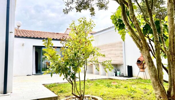 Villa / Maison 5 pièces  à vendre Périgny 17180